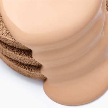Catrice Invisible Cover Cushion Foundation machiaj matifiant în burete SPF 30 - imagine 3